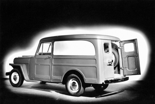 Jeep® Heritage | 1946 Jeep Willys Station Wagon & Delivery Wagon