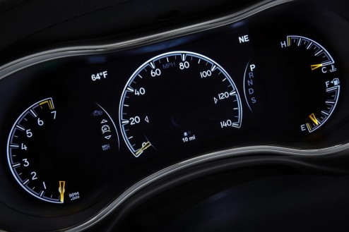 Closer Look: 2014 Jeep® Grand Cherokee Interior Design